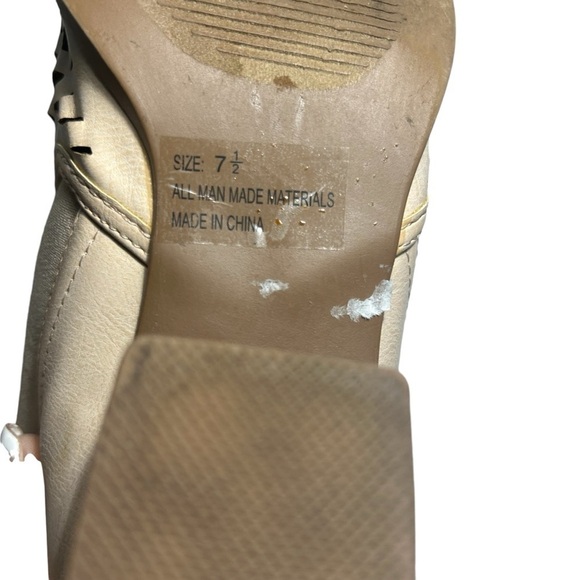 Quipid Tan Lattice Cutout Booties Sz 7.5 - Picture 13 of 13